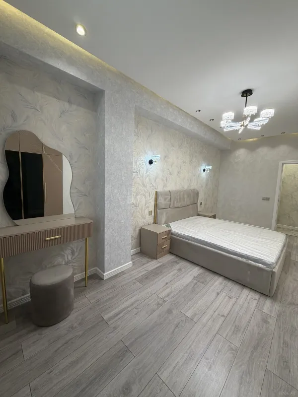 Satılır 2 otaqlı mənzil 78 m²