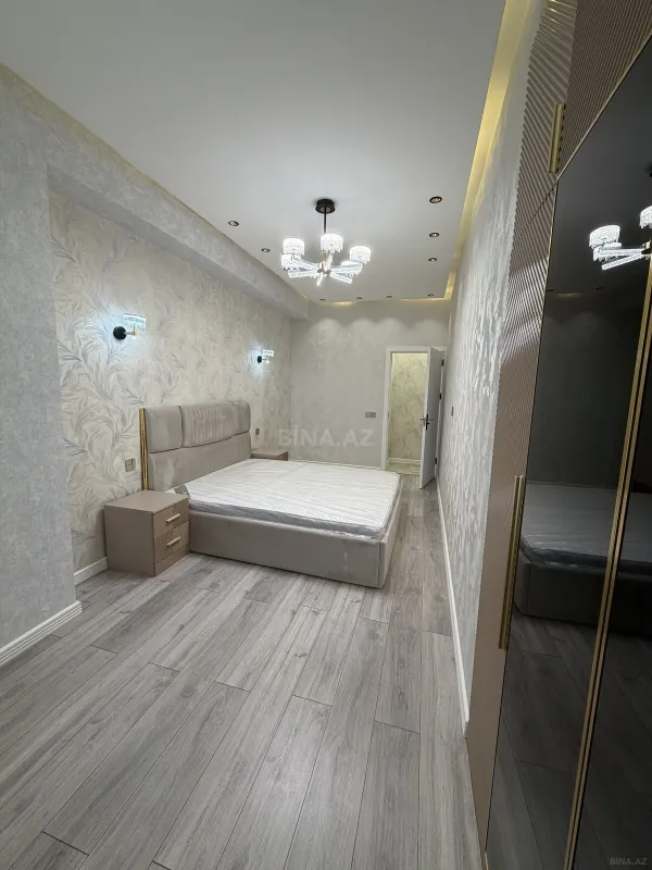 Satılır 2 otaqlı mənzil 78 m²