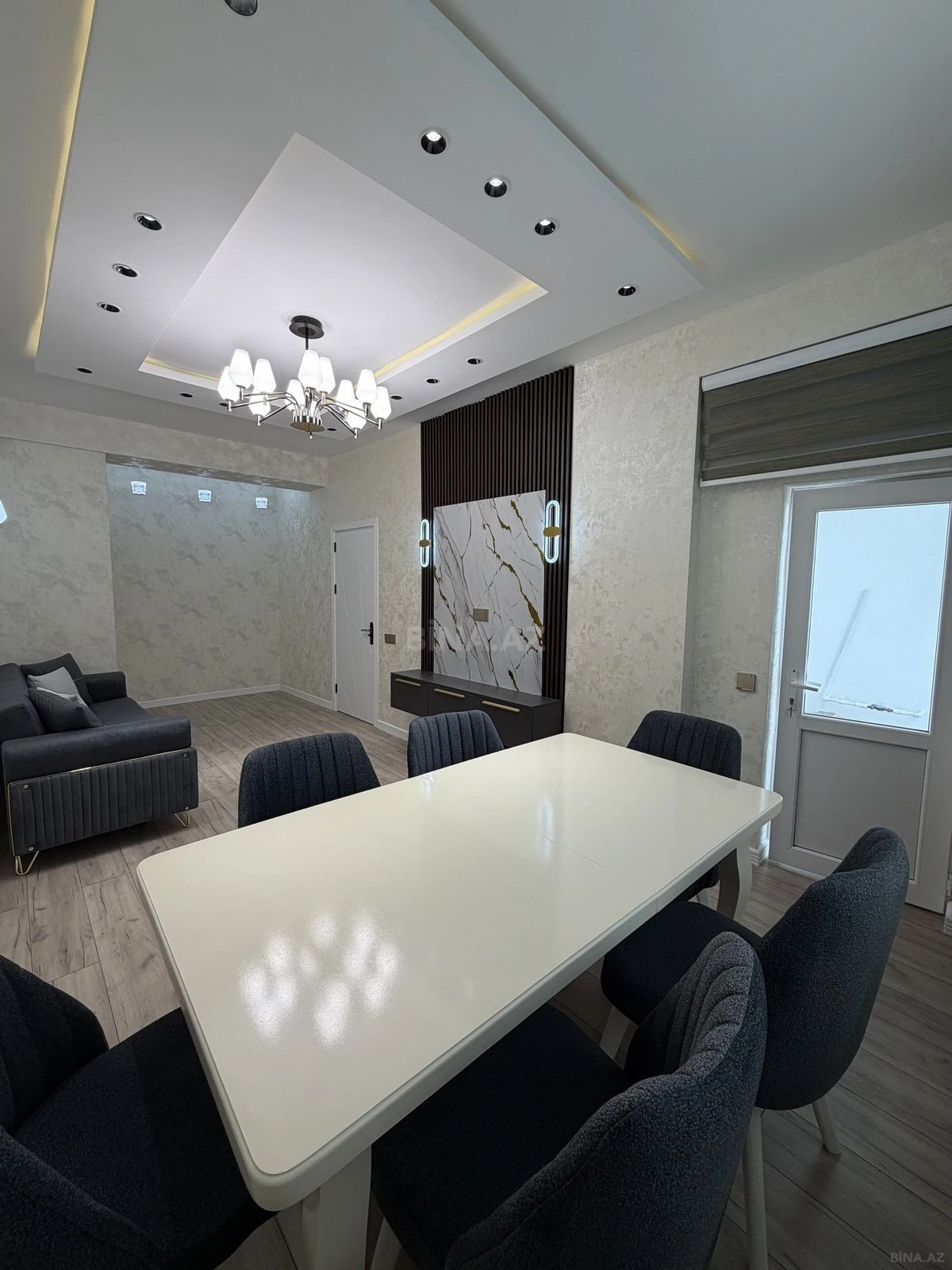 Satılır 2 otaqlı mənzil 85 m²