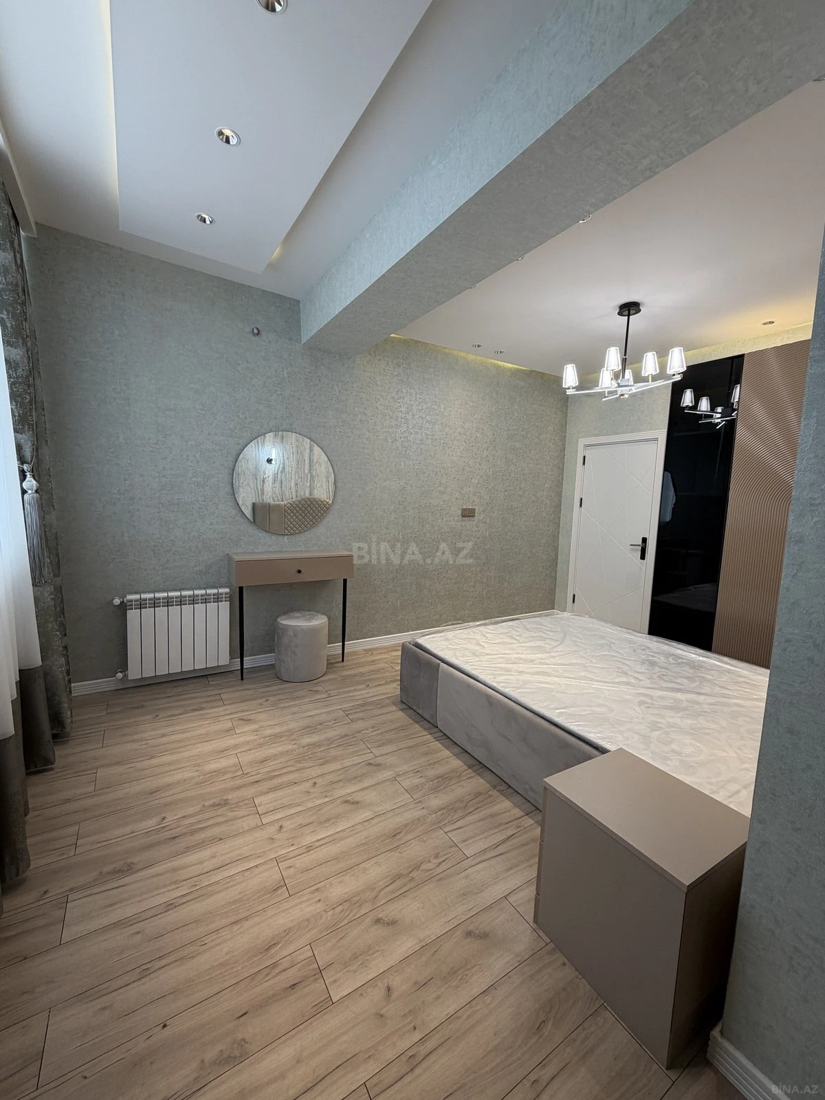 Satılır 2 otaqlı mənzil 85 m²