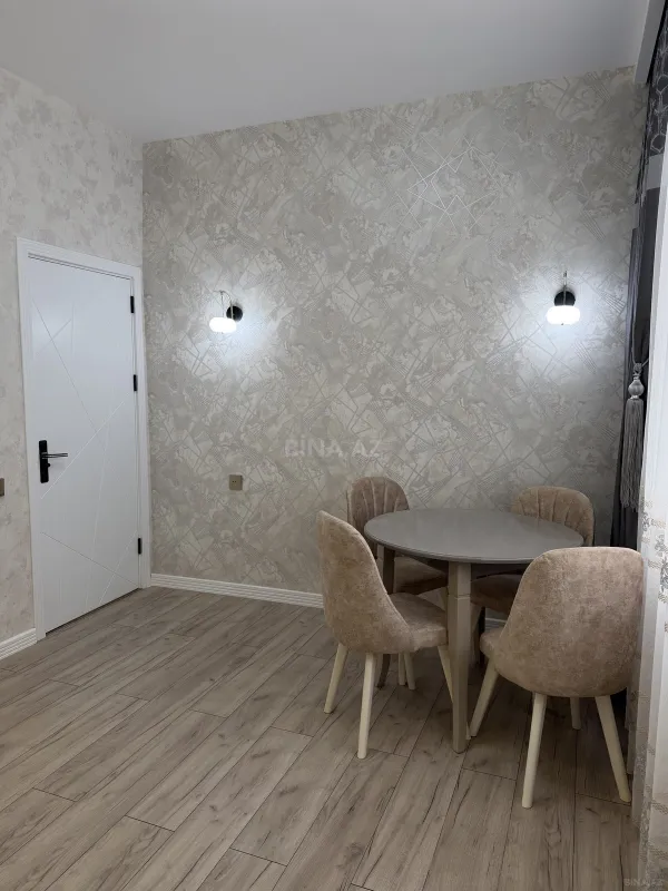 Satılır 2 otaqlı mənzil 85 m²