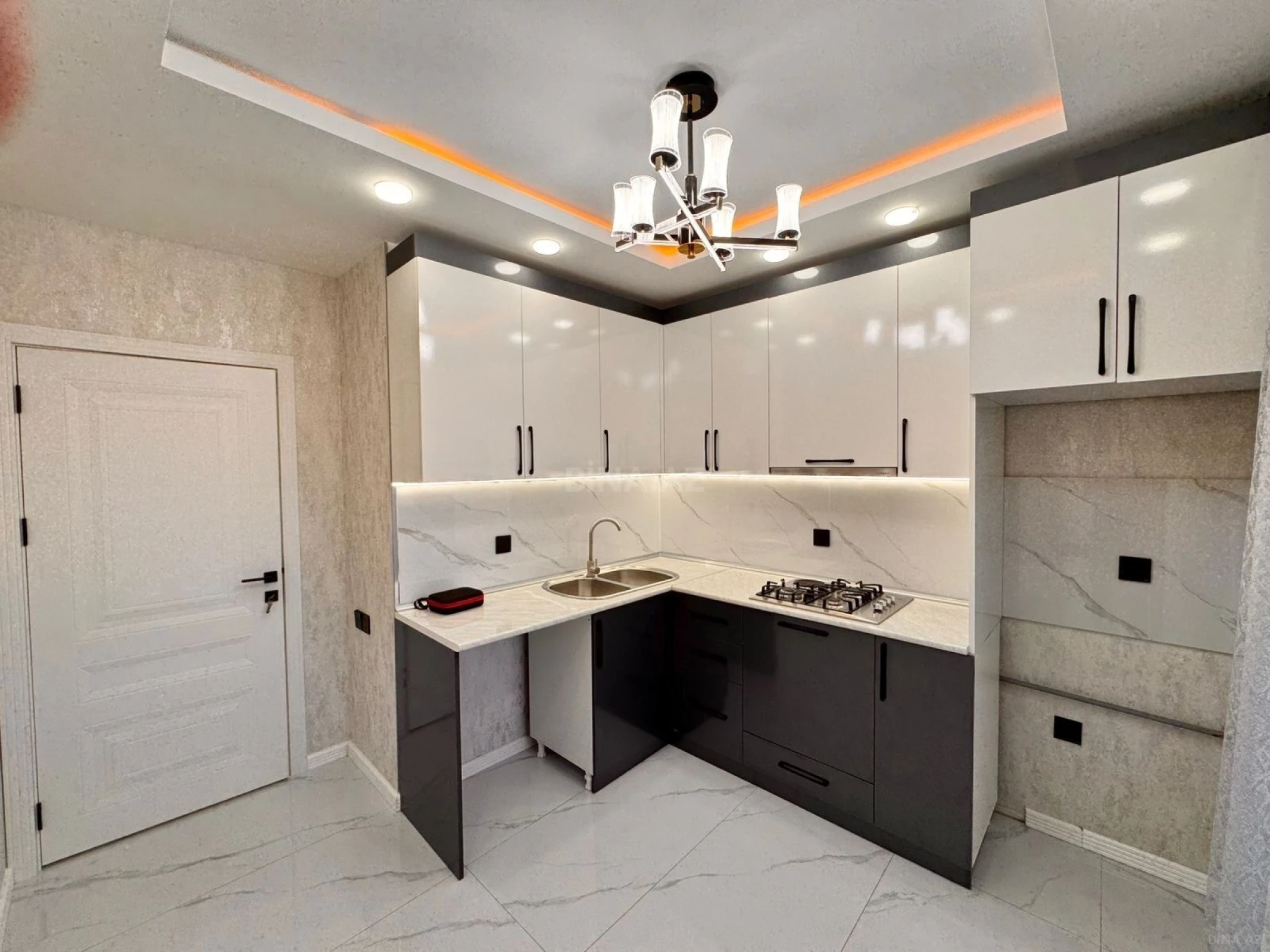 Satılır 3 otaqlı mənzil 80 m²