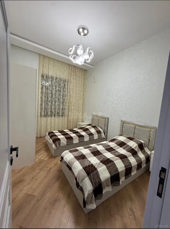 Kirayə verilir 4 otaqlı həyət evi 240 m²