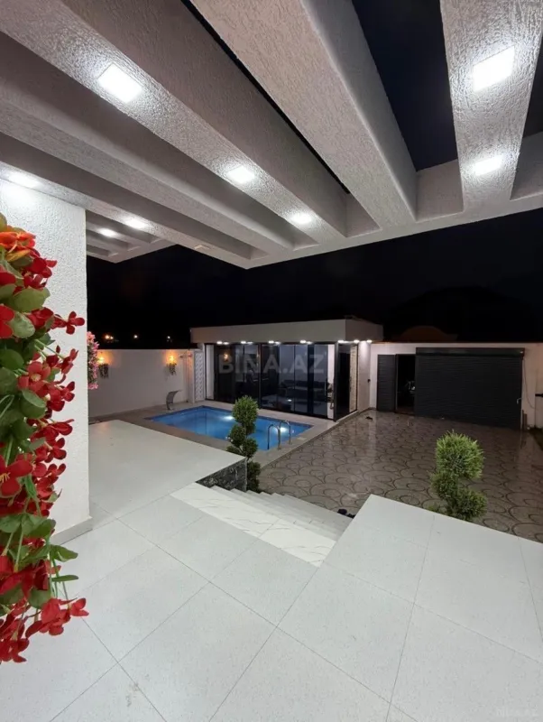 Kirayə verilir 4 otaqlı həyət evi 240 m²