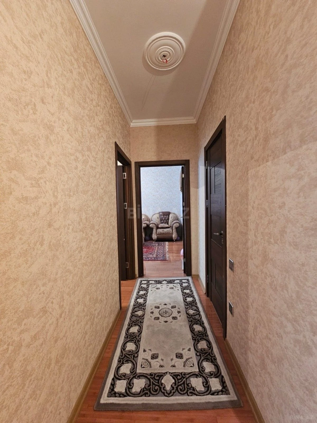 Satılır 2 otaqlı mənzil 58 m²