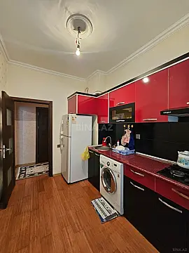 Satılır 2 otaqlı mənzil 58 m²