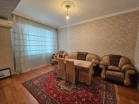 Satılır 2 otaqlı mənzil 58 m²