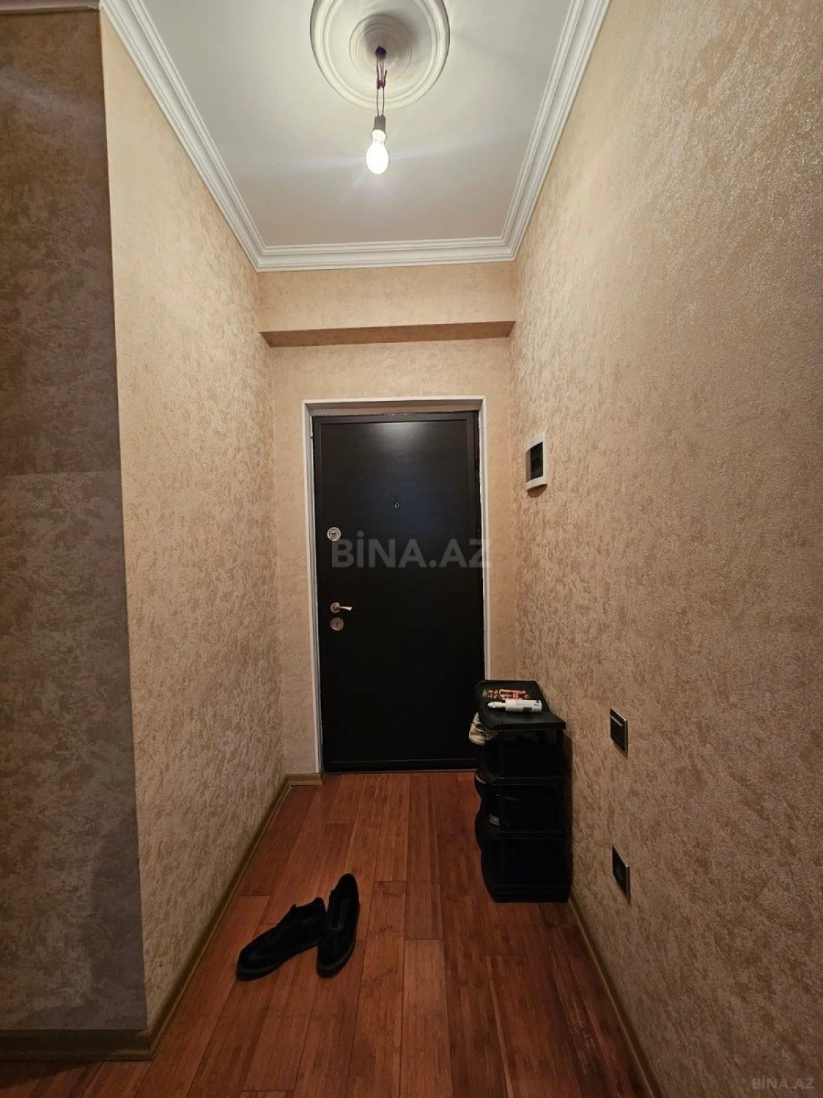 Satılır 2 otaqlı mənzil 58 m²