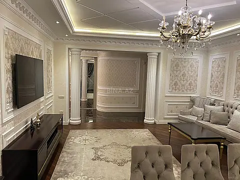 Kirayə verilir 4 otaqlı mənzil 155 m²