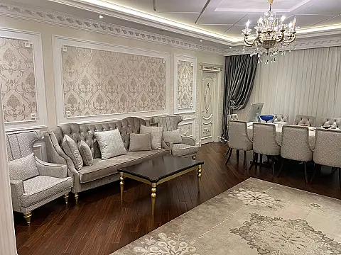 Kirayə verilir 4 otaqlı mənzil 155 m²