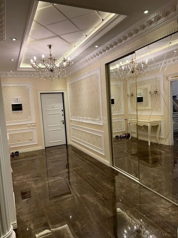 Kirayə verilir 4 otaqlı mənzil 155 m²