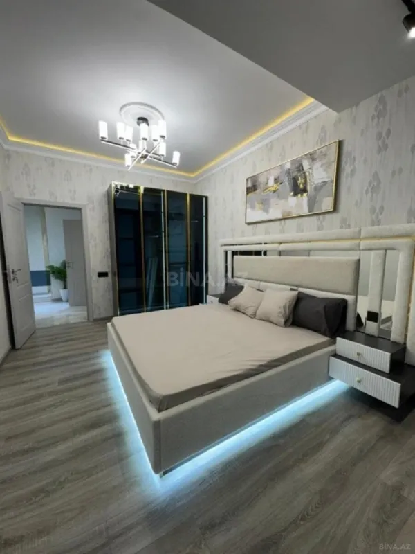 Satılır 2 otaqlı mənzil 85 m²
