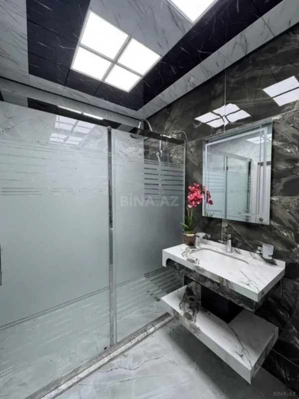 Satılır 2 otaqlı mənzil 85 m²