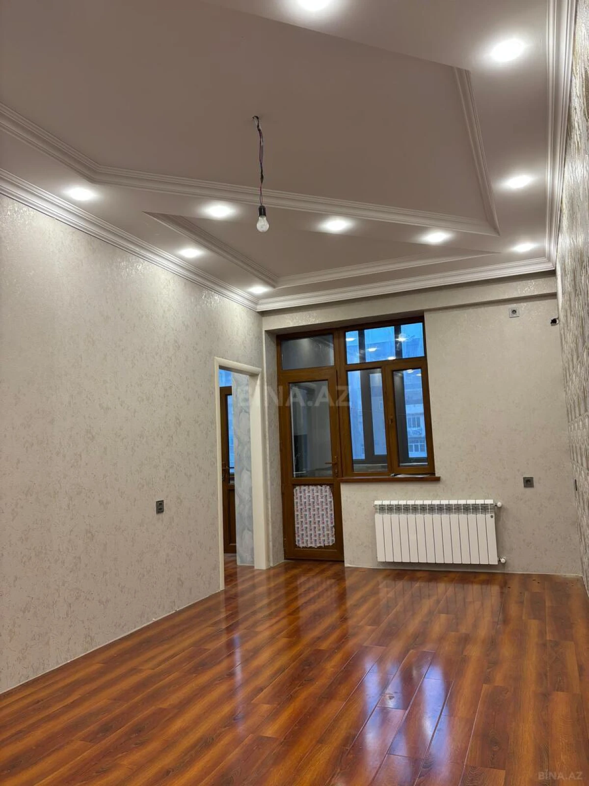 Satılır 2 otaqlı mənzil 66 m²