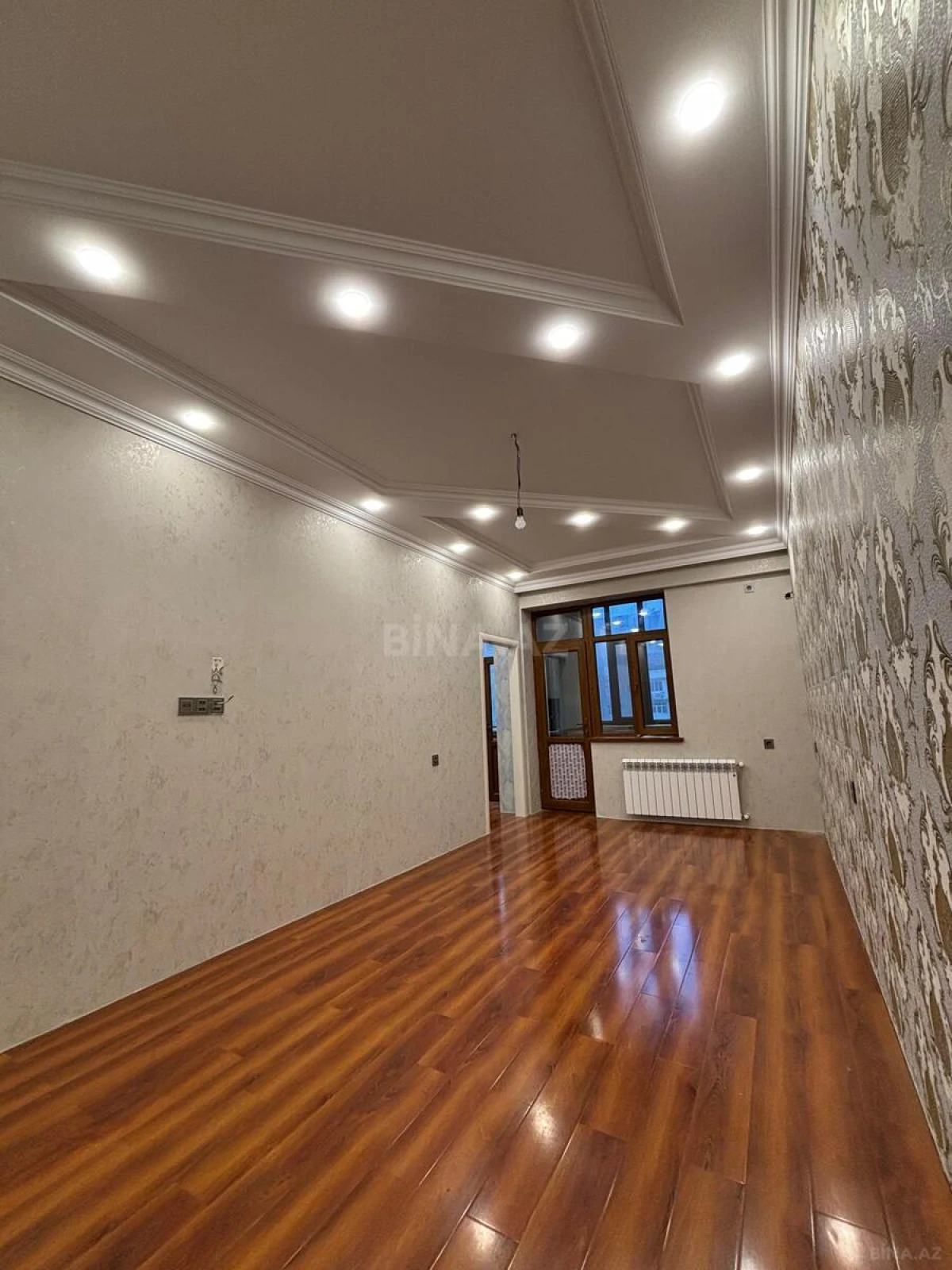 Satılır 2 otaqlı mənzil 66 m²