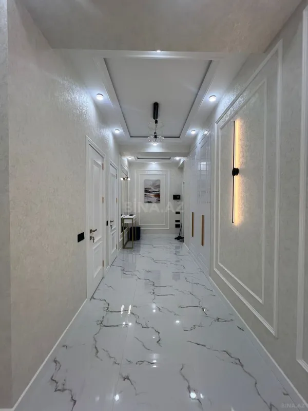 Satılır 3 otaqlı mənzil 115 m²