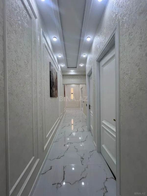 Satılır 3 otaqlı mənzil 115 m²