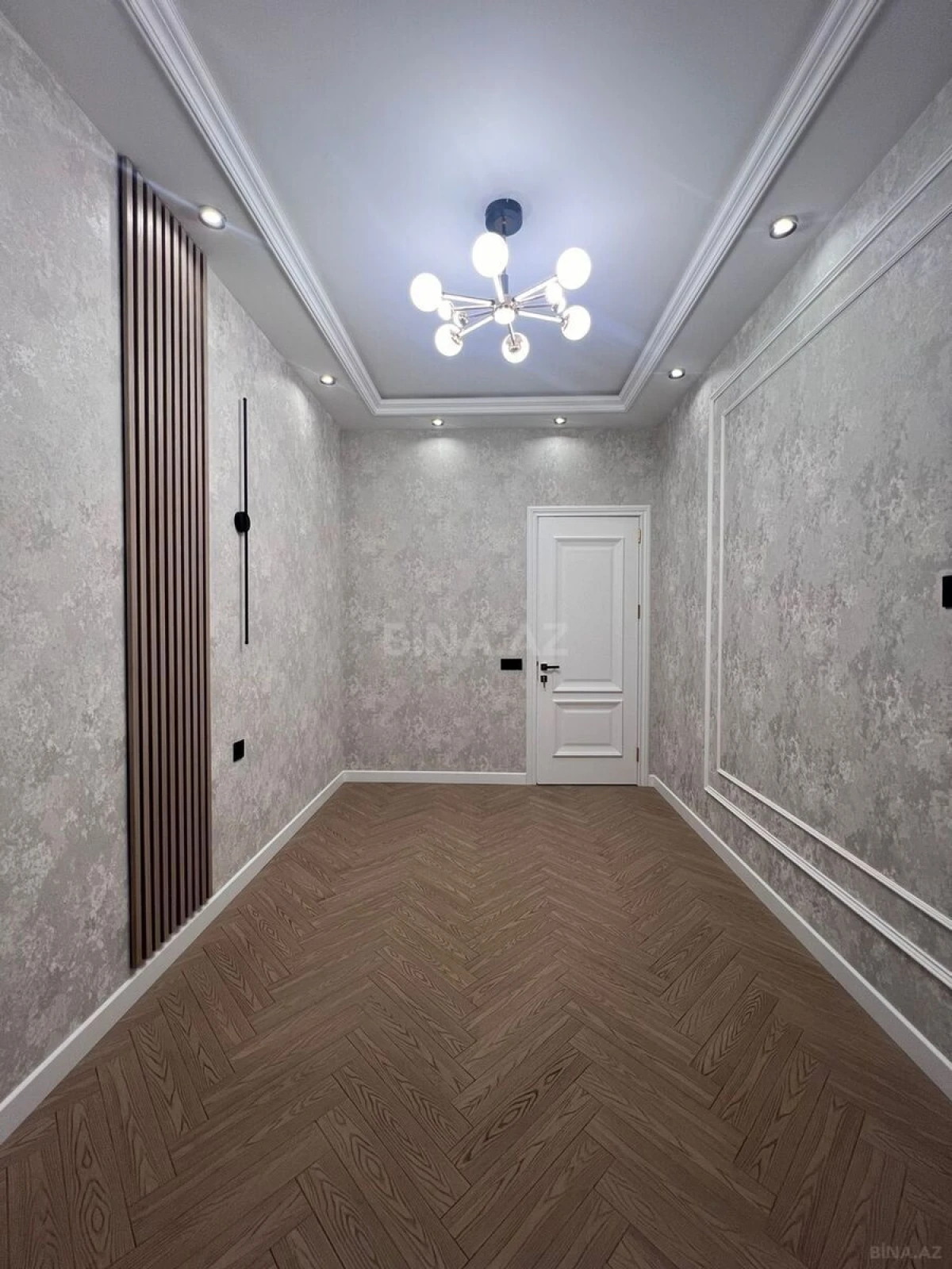 Satılır 3 otaqlı mənzil 115 m²