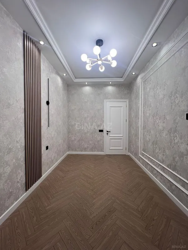 Satılır 3 otaqlı mənzil 115 m²