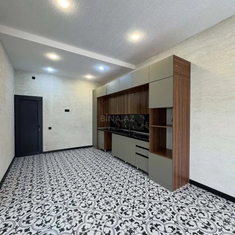 Satılır 4 otaqlı həyət evi 180 m²