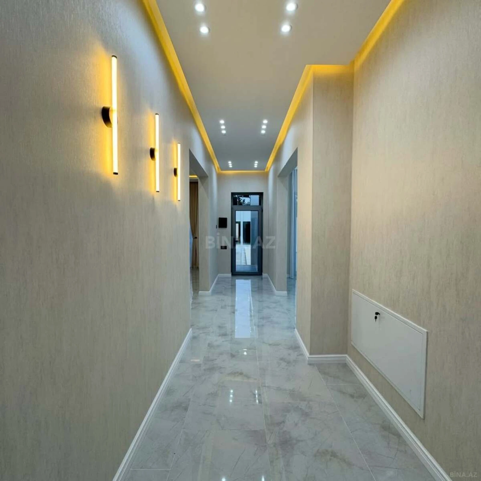 Satılır 4 otaqlı həyət evi 180 m²