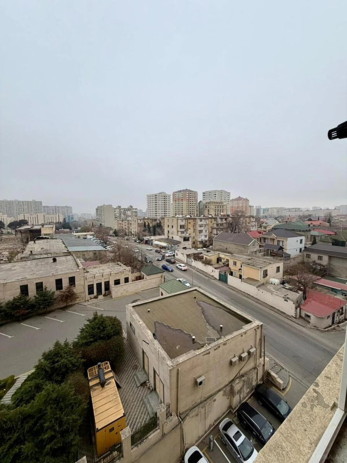 Satılır 3 otaqlı mənzil 112 m²