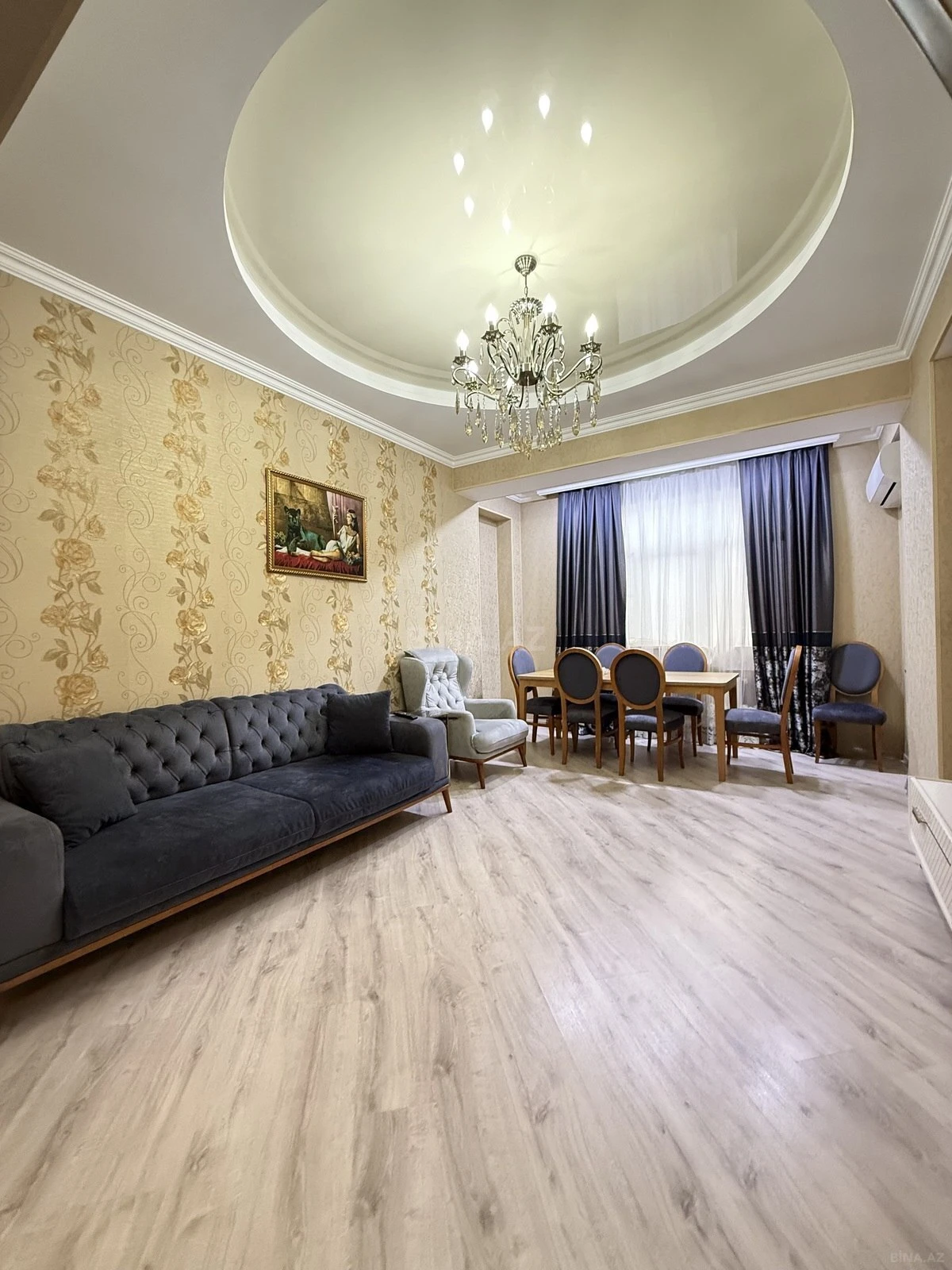 Satılır 3 otaqlı mənzil 112 m²