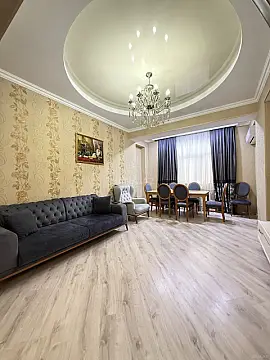 Satılır 3 otaqlı mənzil 112 m²