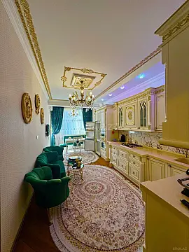 Satılır 3 otaqlı mənzil 160 m²