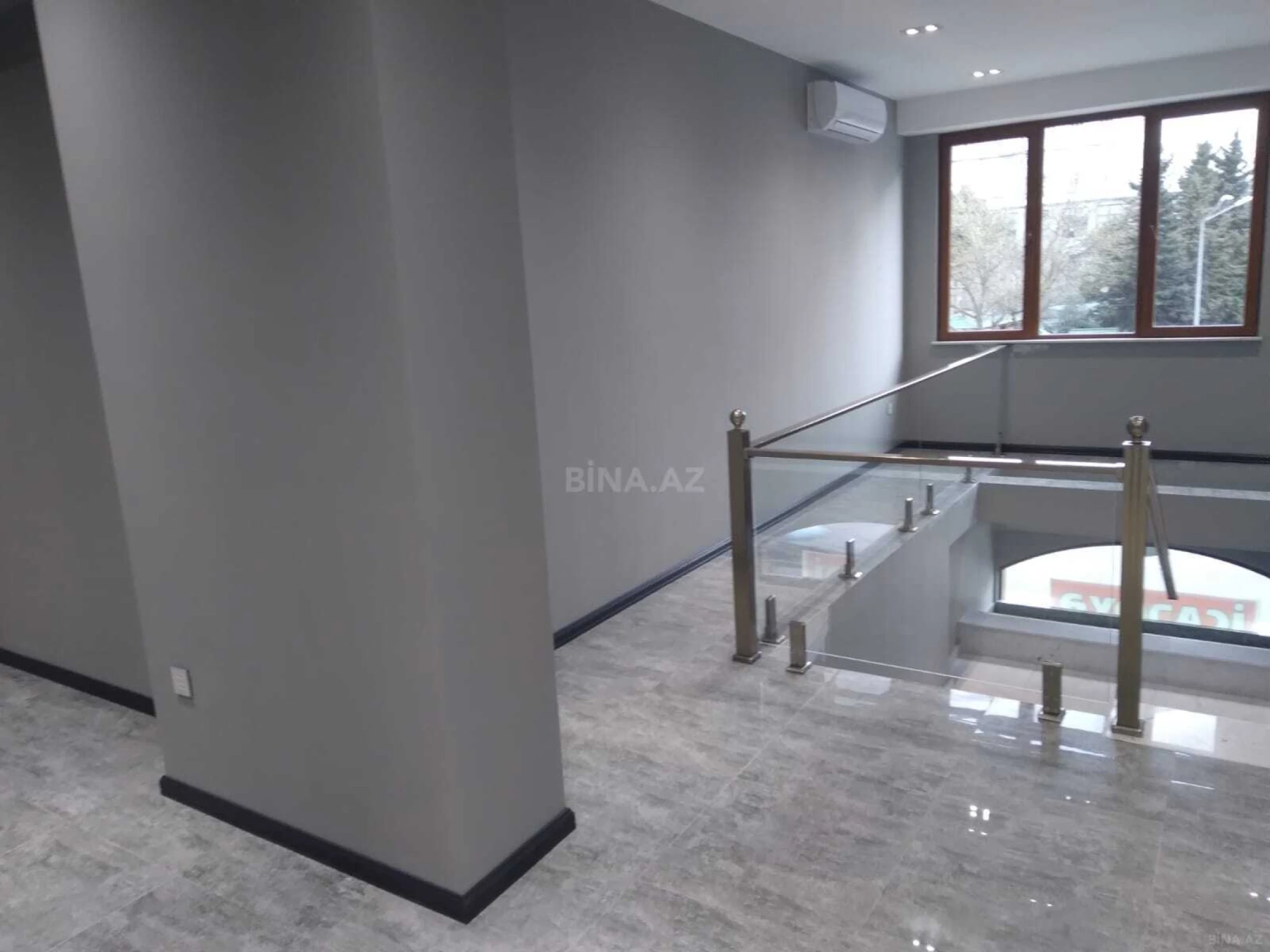 Kirayə verilir 7 otaqlı ofis 216 m²