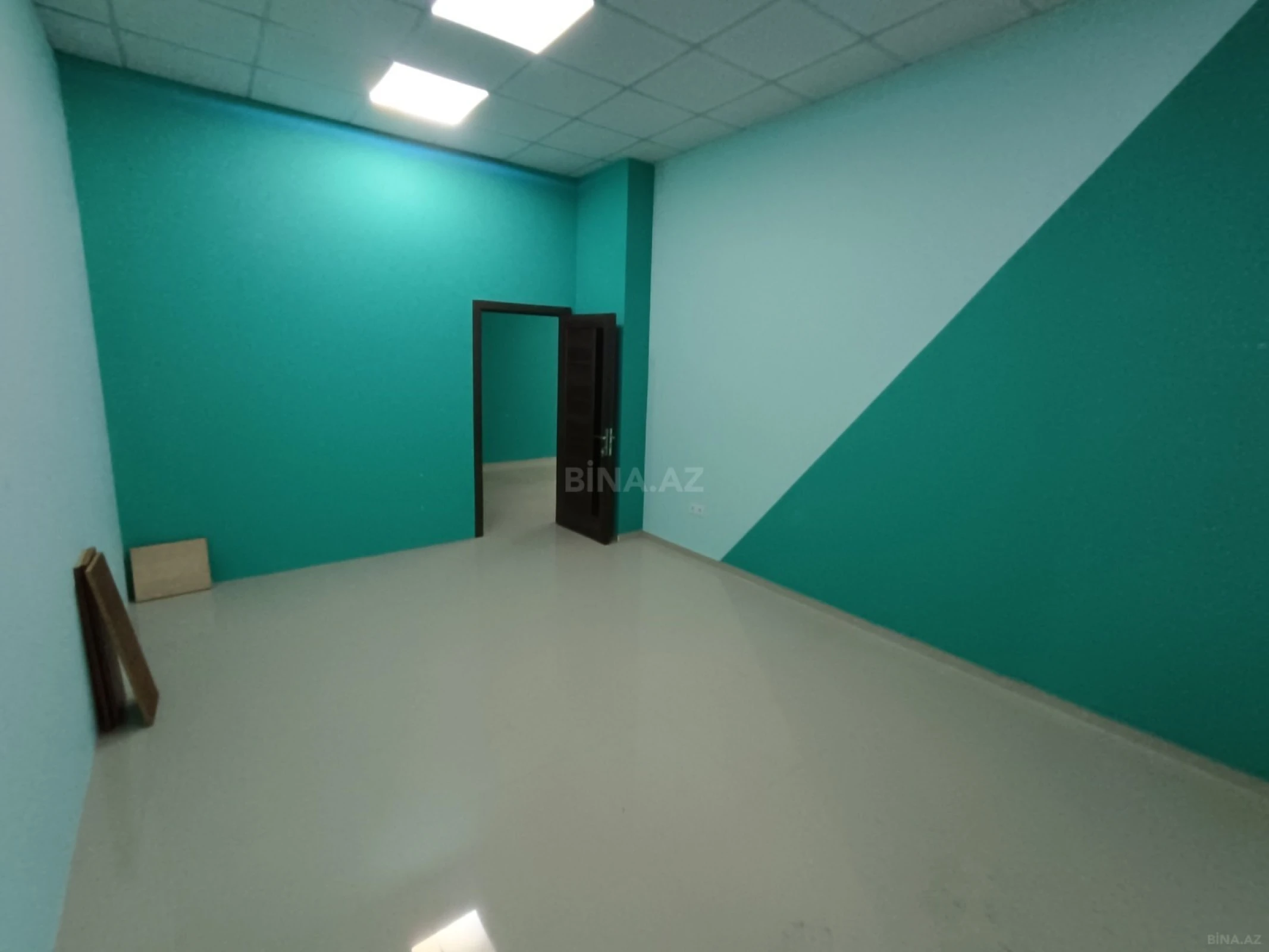 Kirayə verilir obyekt 165 m²