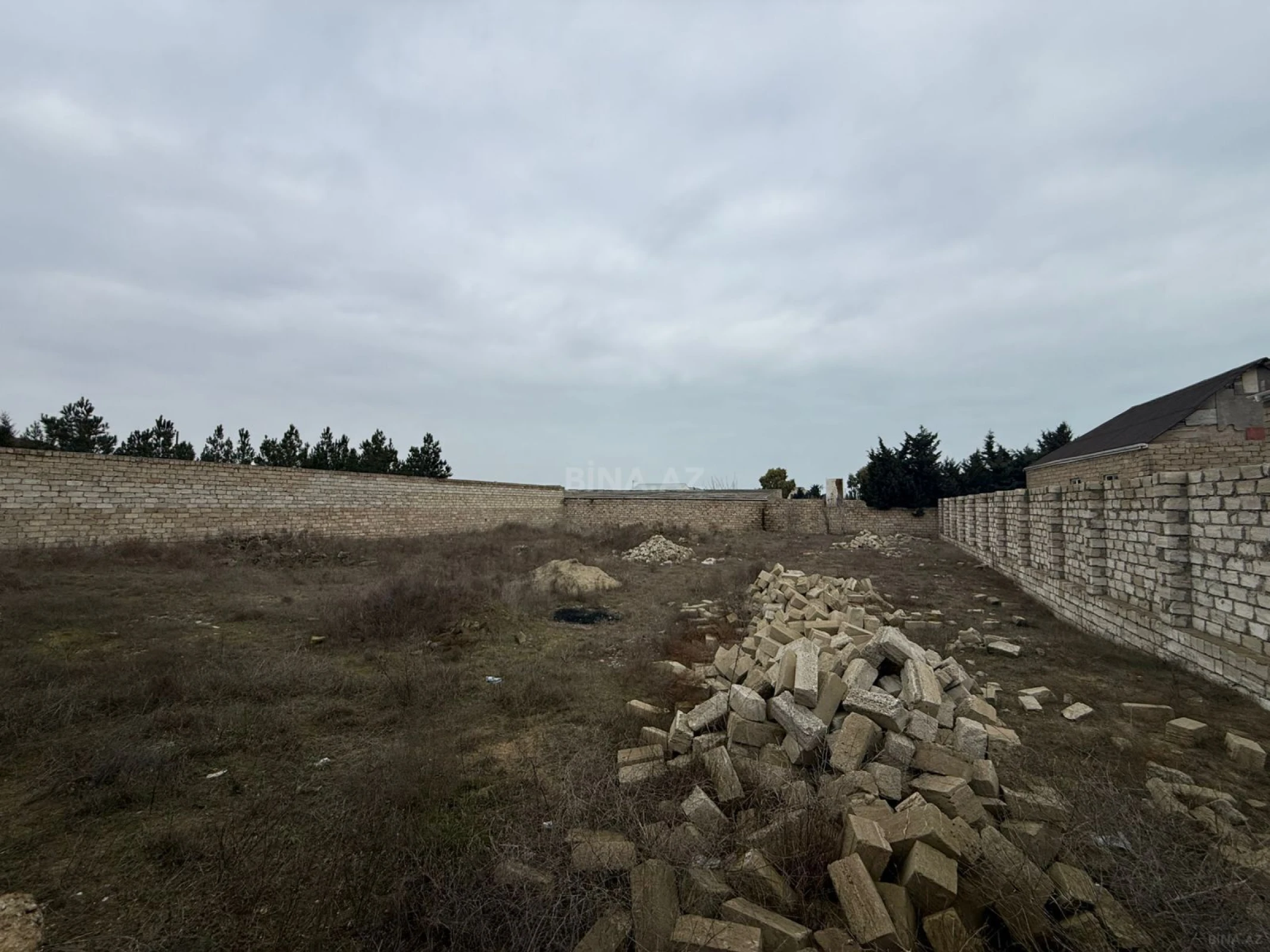 Satılır torpaq sahəsi 12 m²