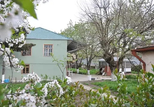 Satılır 6 otaqlı həyət evi 120 m² — Şamaxı 6 otaq 120.00 m²