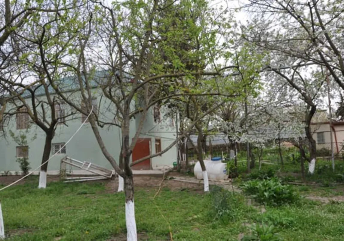 Satılır 6 otaqlı həyət evi 120 m²