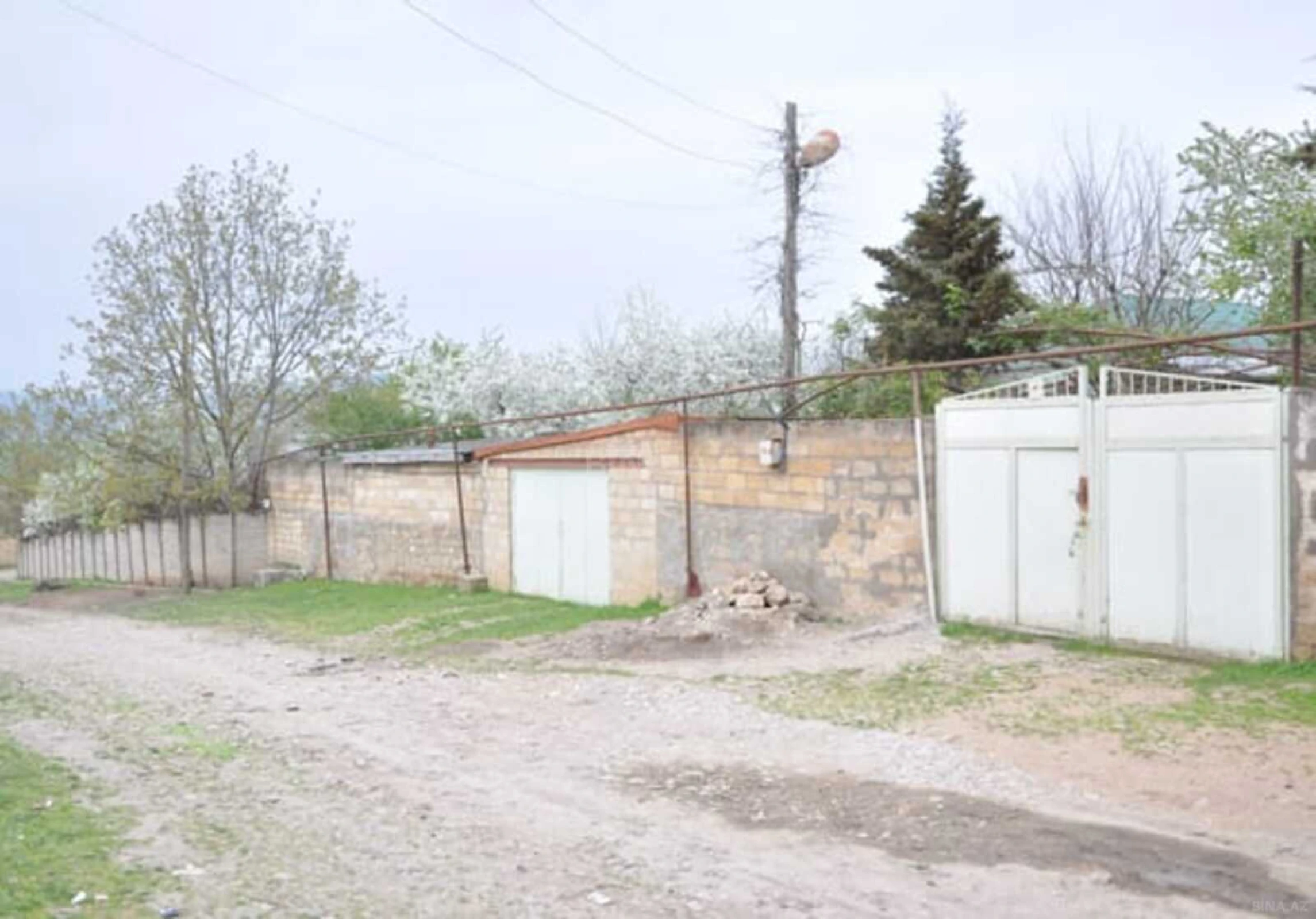 Satılır 6 otaqlı həyət evi 120 m²