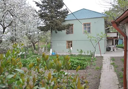 Satılır 6 otaqlı həyət evi 120 m²