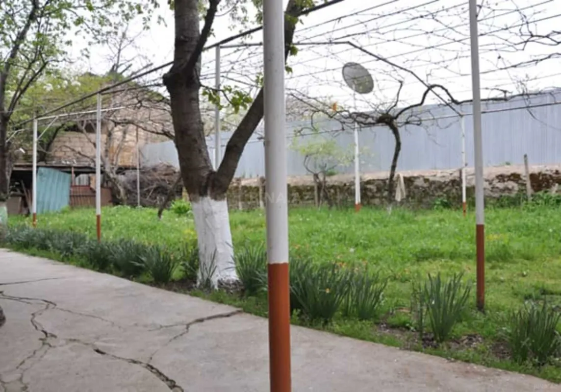 Satılır 6 otaqlı həyət evi 120 m²