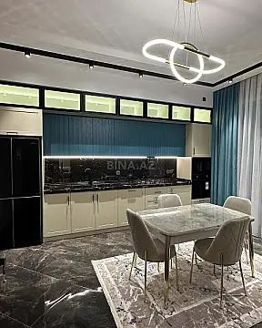 Kirayə verilir 4 otaqlı həyət evi 250 m²