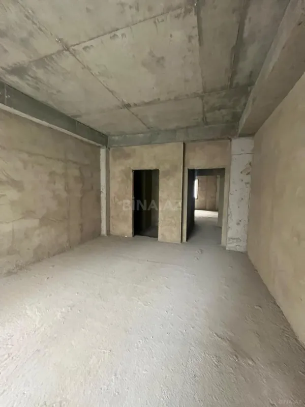 Satılır 3 otaqlı mənzil 145 m²