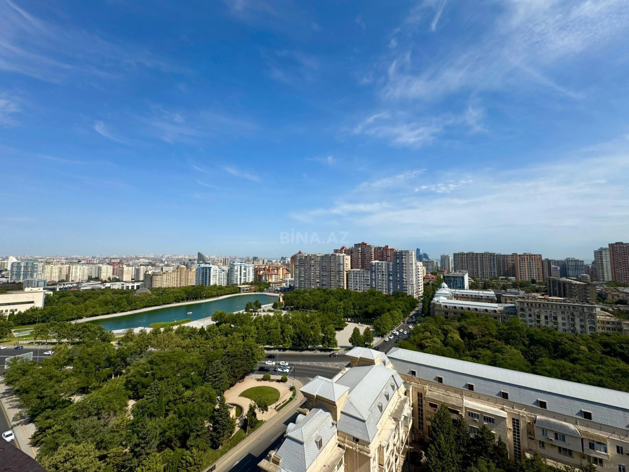 Satılır 3 otaqlı mənzil 120 m²