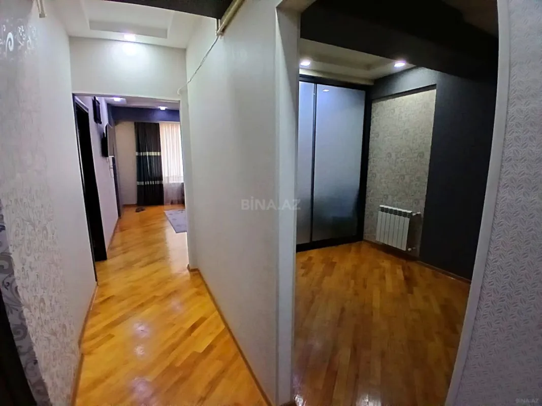 Kirayə verilir 2 otaqlı mənzil 74 m²