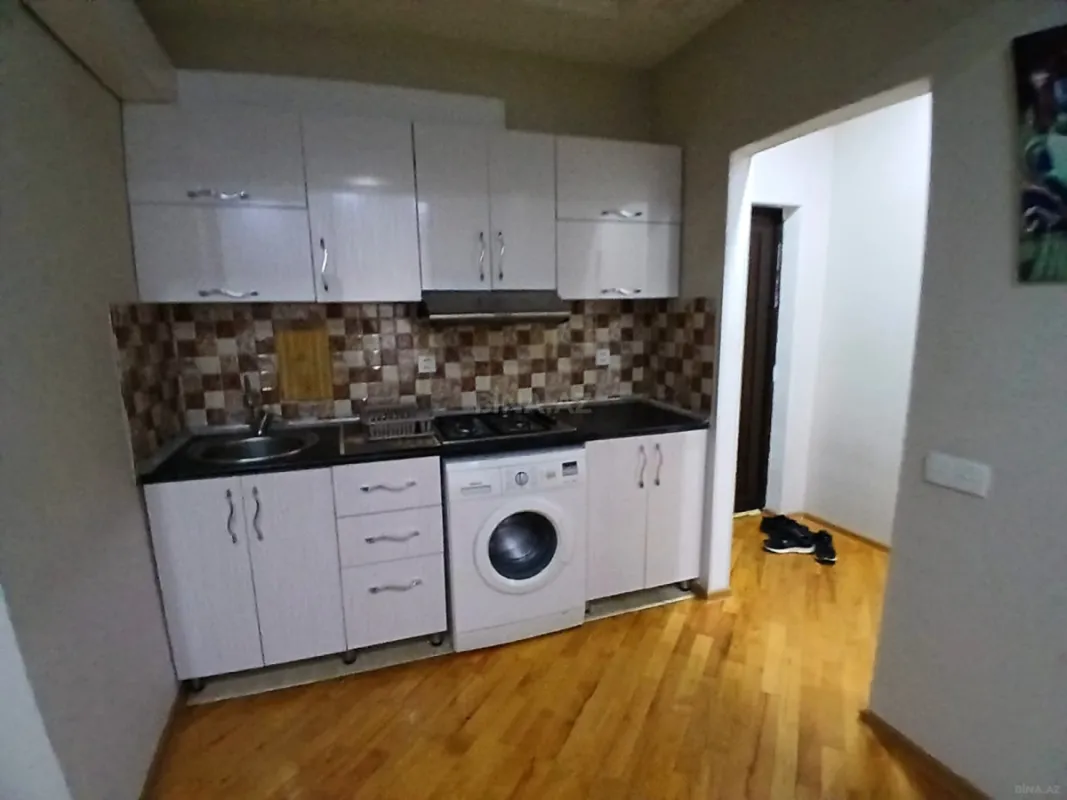 Kirayə verilir 2 otaqlı mənzil 74 m²