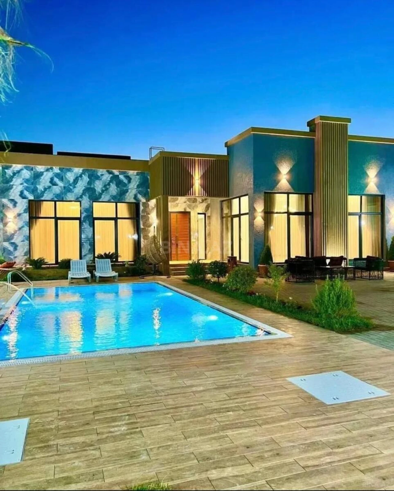 Kirayə verilir 4 otaqlı həyət evi 250 m²