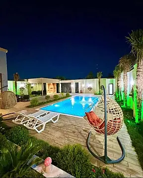 Kirayə verilir 4 otaqlı həyət evi 250 m²