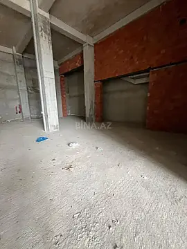 Satılır obyekt 208 m²