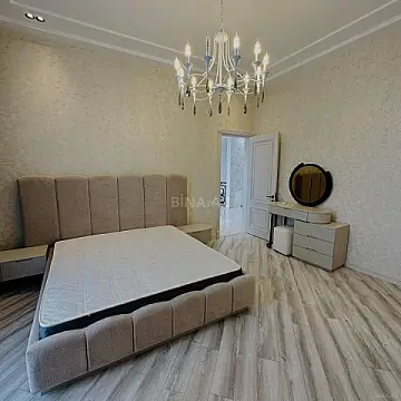 Kirayə verilir 4 otaqlı həyət evi 180 m²