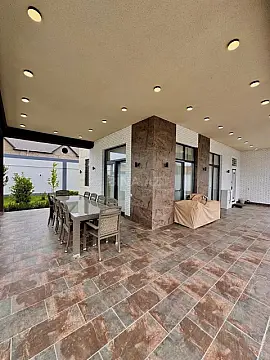 Kirayə verilir 5 otaqlı həyət evi 300 m²