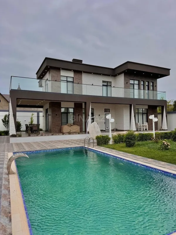 Kirayə verilir 5 otaqlı həyət evi 300 m²
