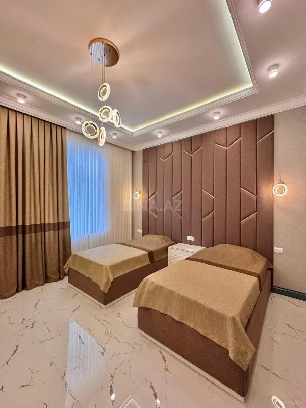 Kirayə verilir 5 otaqlı həyət evi 300 m²