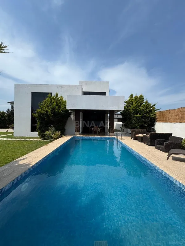 Kirayə verilir 5 otaqlı həyət evi 380 m²